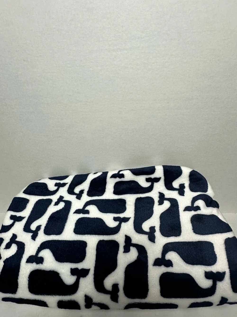 Navy & White Vineyard Vines Fleece Blanket
